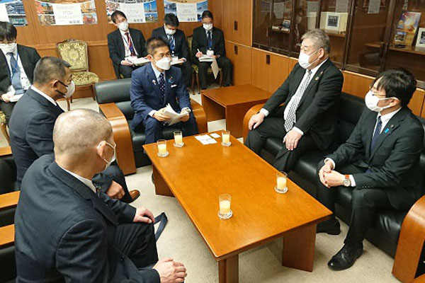 大分県玖珠町長及び同町議会議長等からの表敬