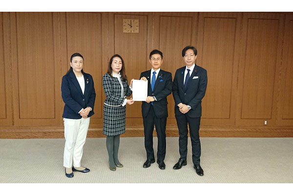 神奈川県横浜市会基地対策特別委員会からの要請