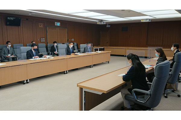 神奈川県横浜市会基地対策特別委員会からの要請