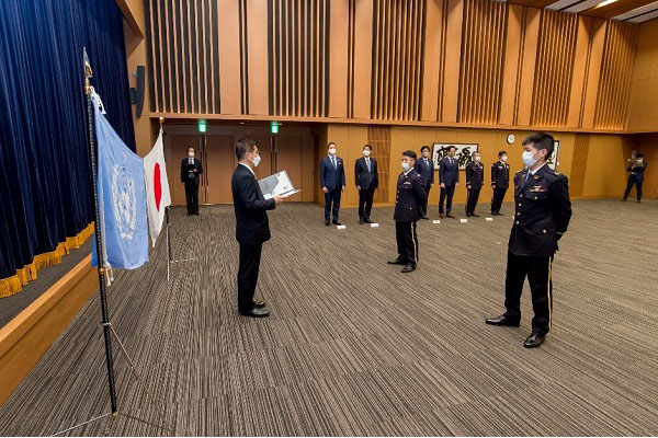 木村防衛大臣政務官の南スーダン国際平和協力隊員の交替に伴う帰国式への出席