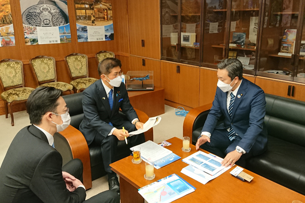 大阪府泉佐野市議会議員からの要請