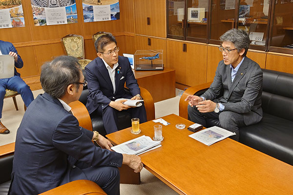 岩手山中演習場周辺市連絡協議会からの要請
