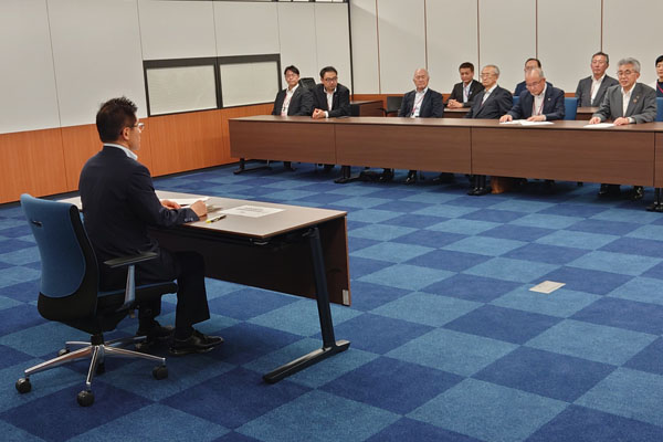 青森県弘前市長等からの要請