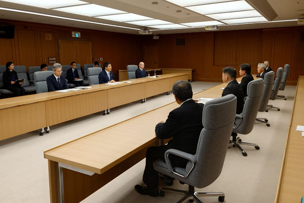 北部地区軍用地等地主会長協議会等からの表敬