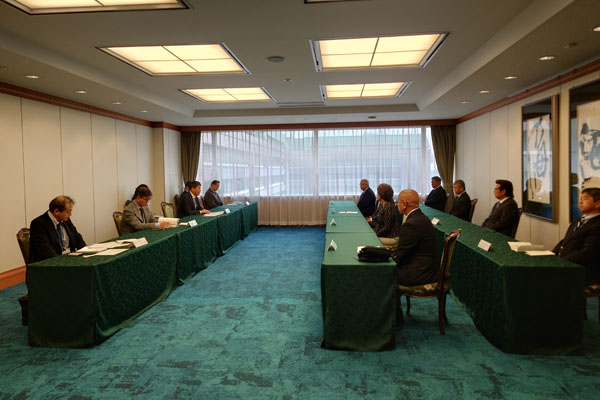 沖縄県基地周辺住宅防音事業協力会からの要請