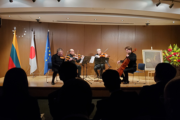 リトアニア建国記念日レセプションへの出席