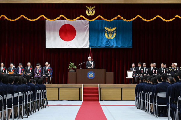 防衛医科大学校医学科・看護学科卒業式