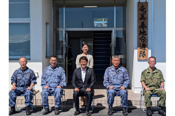 部隊視察