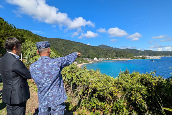 部隊視察