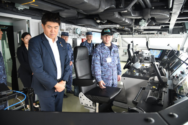 部隊視察