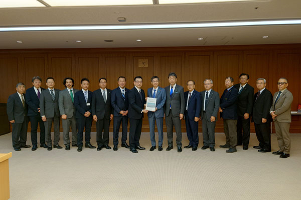 北海道倶知安町長及び同町議会議長等からの表敬