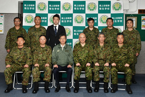 陸上自衛隊衛生学校の視察