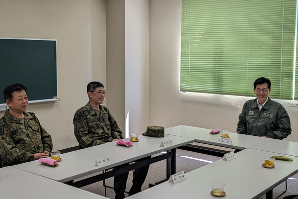 陸上自衛隊高射学校の視察