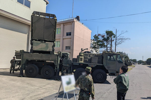 陸上自衛隊高射学校の視察