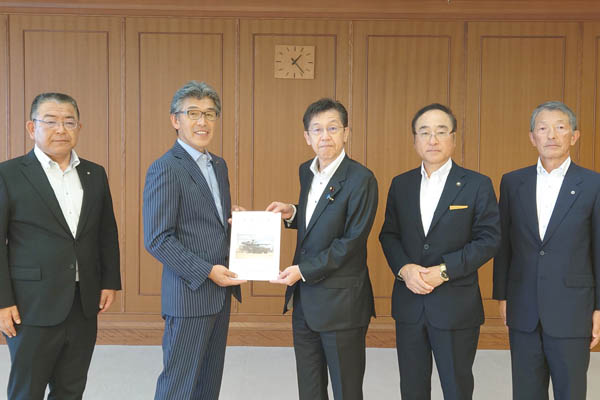 岩手山中演習場周辺市連絡協議会からの要請