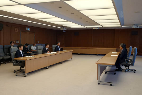 岩手山中演習場周辺市連絡協議会からの要請