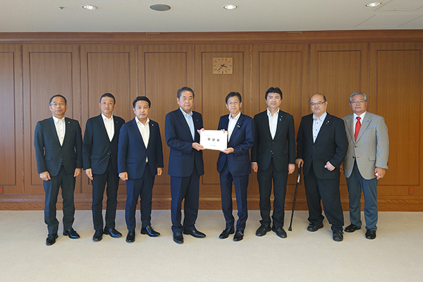 長崎県佐世保市議会基地政策特別委員会からの表敬