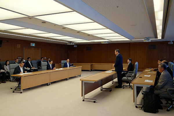 長崎県佐世保市議会基地政策特別委員会からの表敬