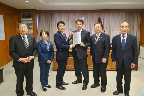 宮城県防衛施設・王城寺原演習場周辺整備事業促進協議会からの表敬