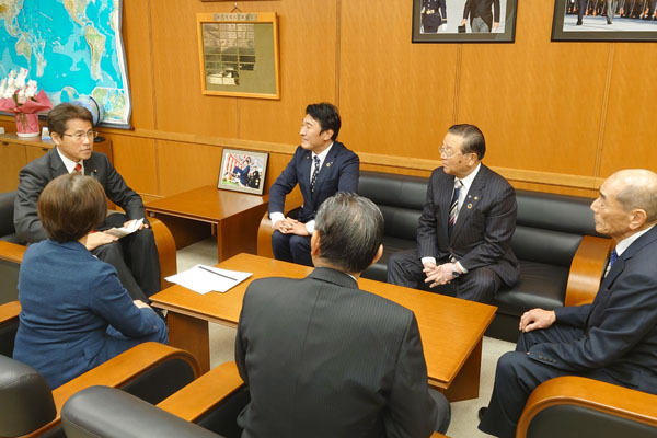 宮城県防衛施設・王城寺原演習場周辺整備事業促進協議会からの表敬