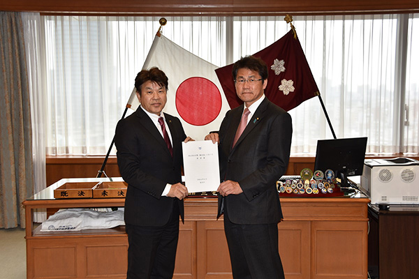 香川県坂出市長からの要請