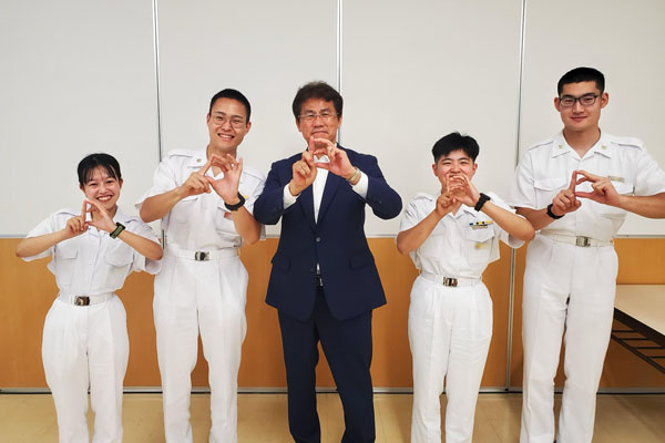 防衛大学校の視察