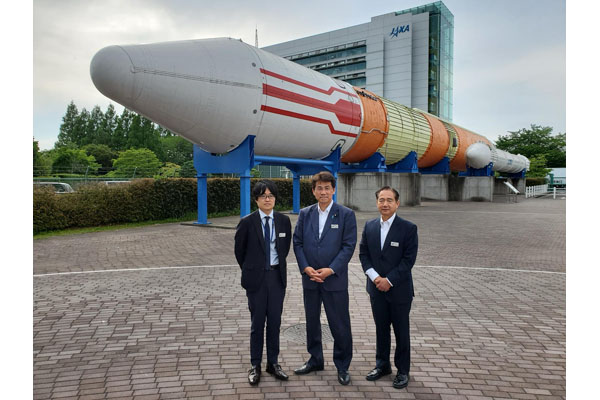 JAXA筑波宇宙センターの視察
