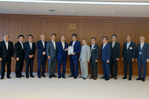 北海道基地協議会からの表敬