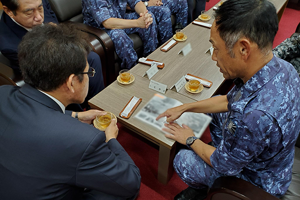 部隊視察