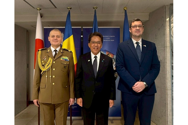 ルーマニア軍の日レセプションへの出席