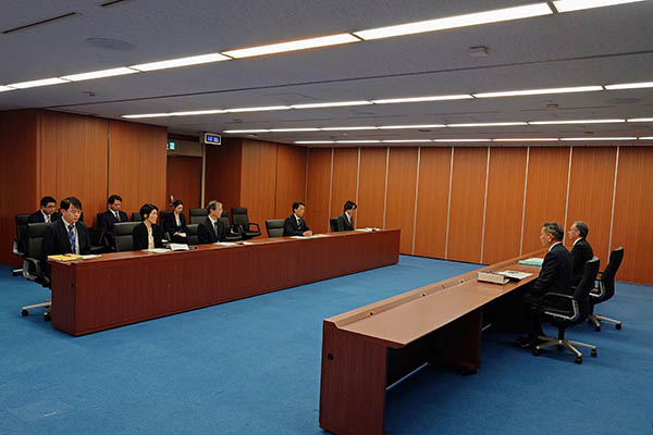 沖縄県知事からの要請