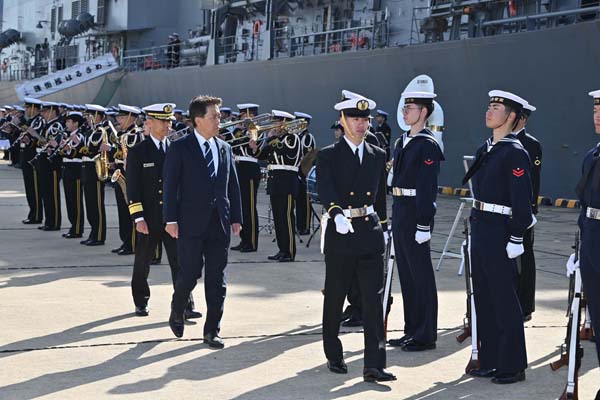 防衛省・自衛隊：宮﨑防衛副大臣の動静