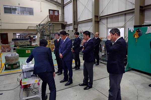 防衛装備庁艦艇装備研究所の視察