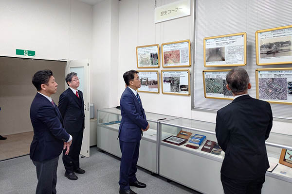 防衛装備庁艦艇装備研究所の視察