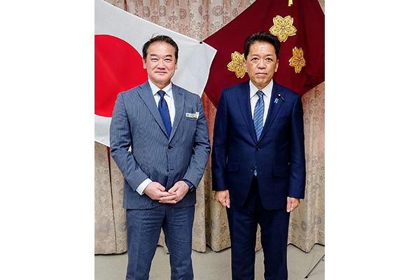 沖縄県宜野湾市長からの表敬
