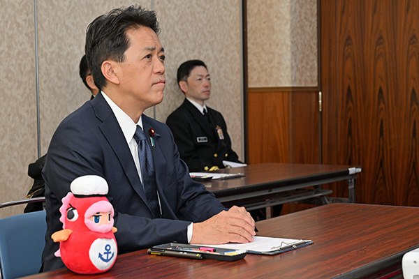 海上自衛隊新潟地区視察