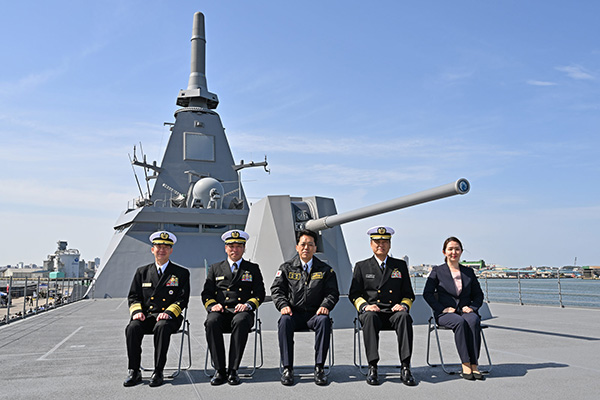 海上自衛隊新潟地区視察