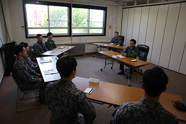 航空自衛隊新潟地区視察