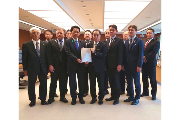 防衛省・自衛隊：宮﨑防衛副大臣の動静
