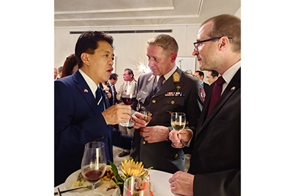 オーストリア国防次官訪日記念レセプションへの出席