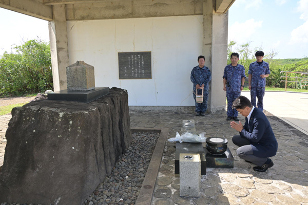 硫黄島視察