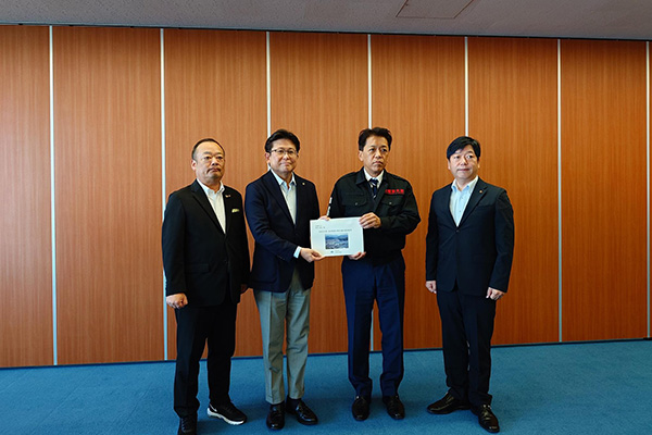 長崎県佐世保市長及び同市議会議長等からの表敬