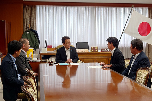 高知県宿毛市長、同市議会議長等からの要請