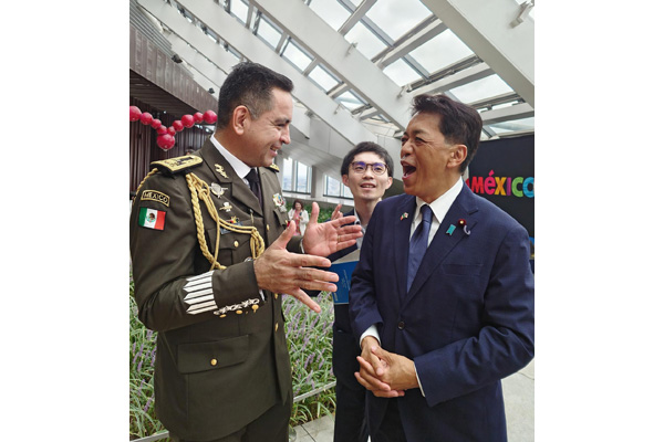 メキシコ独立２１６周年記念レセプション