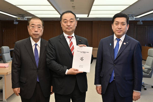 鹿児島県知事及び同県議会議長からの要請