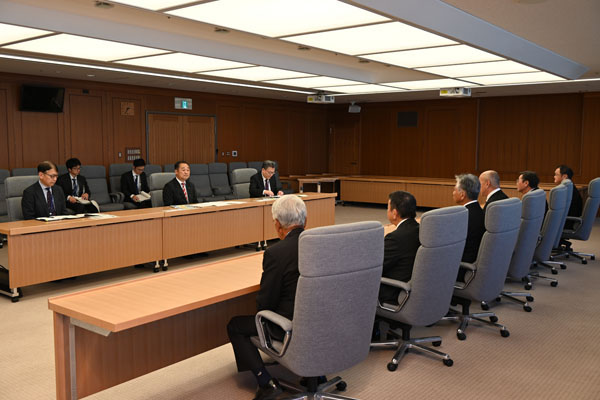 鹿児島県中種子町長等からの要請