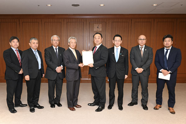 沖縄県基地周辺住宅防音事業協力会からの要請