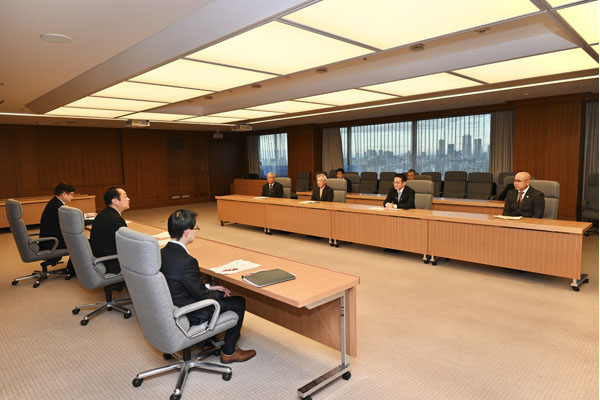 沖縄県基地周辺住宅防音事業協力会からの要請