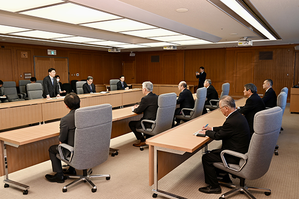 佐賀県佐賀市議会（緑楠自民）からの表敬