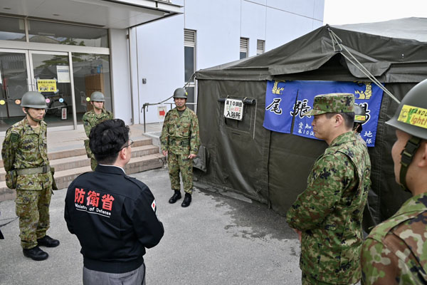 能登半島地震災害派遣部隊の視察